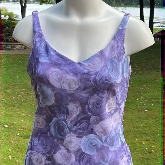 Zum Zum by Niki Livas floral gown 8 - Picture 6 of 16